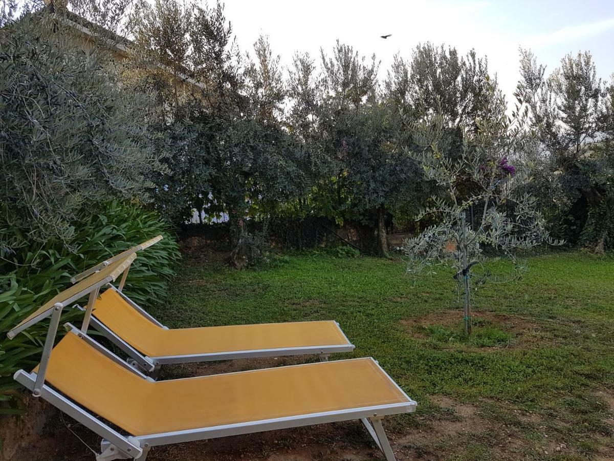 Villa Fior Di Lavanda Cisano sul Neva Eksteriør billede